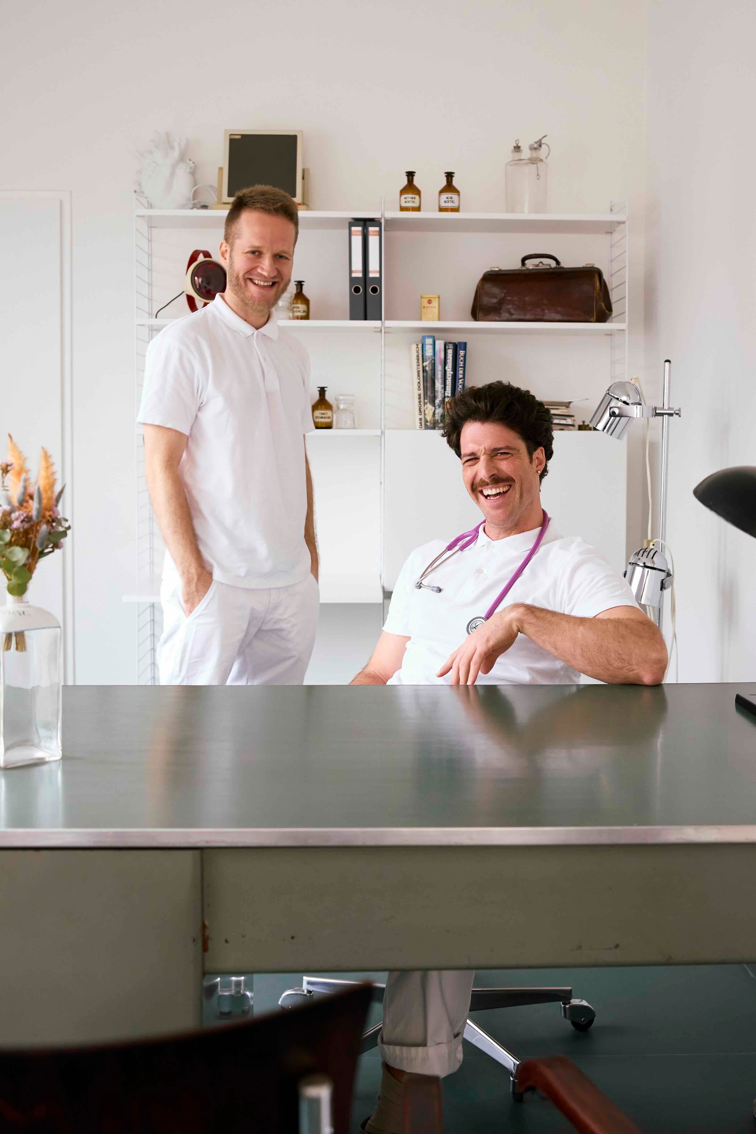 Dr. Unterhofer und Dr. Derganc in der Ordination